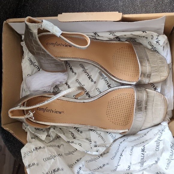 Comfortview The Orly Sandal - Picture 5 of 7